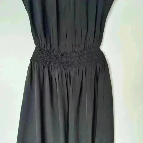 NWT! Everlane The Gathered Midi Dress - Picture 8 of 12